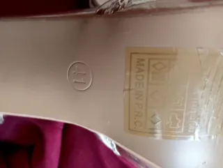 Zapatos de fiesta dorados