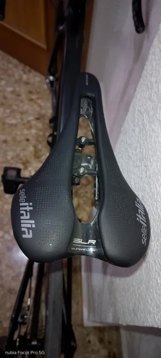 Sillín Selle Italia SLR Carbono 145 mm raíles 7*10