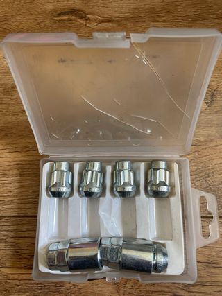 Tuercas Antirrobo SPACERS M12x125