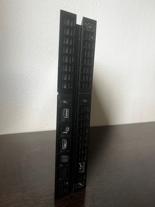 Console PS4 Fat Nera + Controller + GTA + FIFA