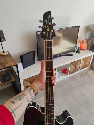 Guitarra Electroacústica Ibanez Negra