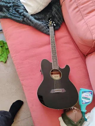 Guitarra Electroacústica Ibanez Negra