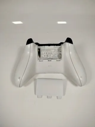 Xbox One S Console Bianca + 2 Controller