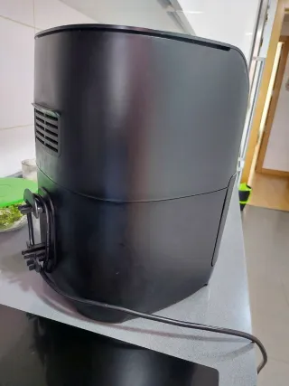 Freidora de aire Gourmia 6.6L negra