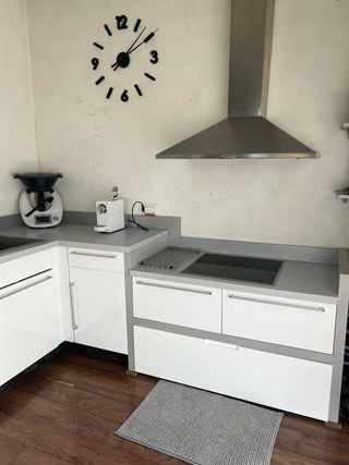 Cocina completa con campana y vitro