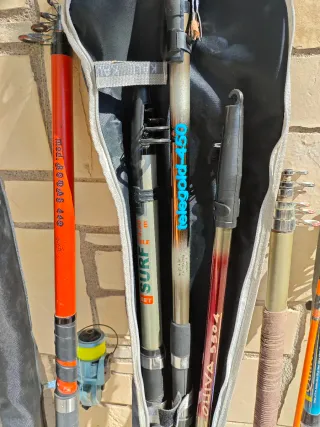 Accessori da pesca: esche, fili e altro