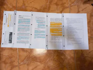 Libros y apuntes de 1° Estudios Ingleses UNED