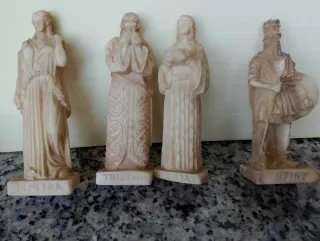 25 Statuette in resina, set di figure antiche