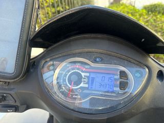Moto Scooter SYM 125cc Negra 2022