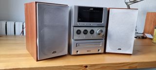 Minicadena JVC UX-G30 + Altavoces Madera