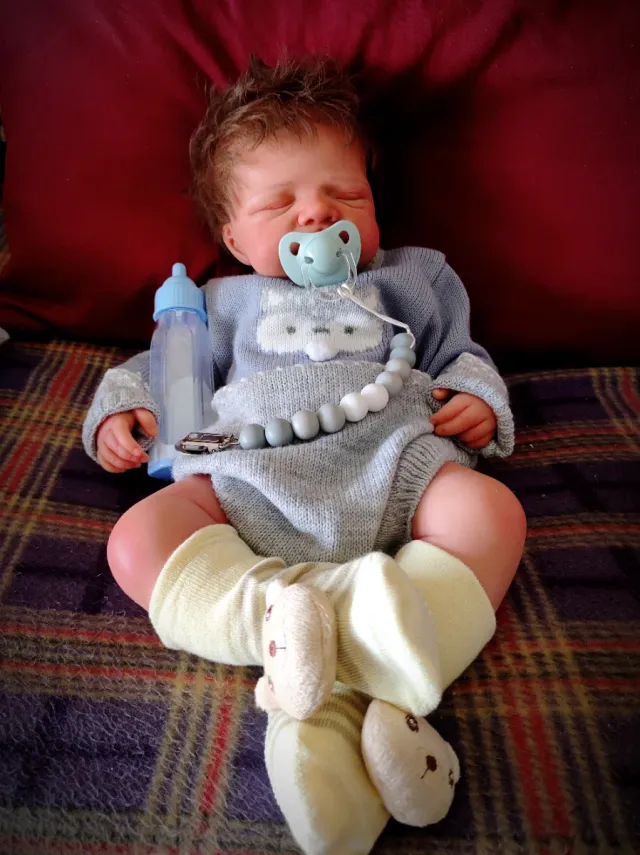 Bebé Niño completo silicona grandote