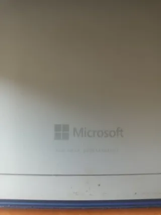 Microsoft Surface Pro 4, tablet 2 in 1 con 128 GB di spazio di archiviazione