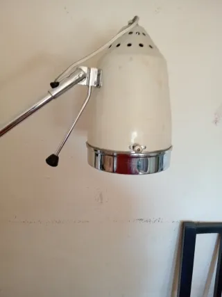 Lámpara de consulta médica