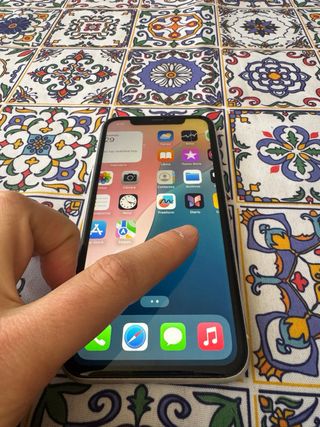 iPhone 11 Batería 81%