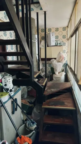 Escalera de hierro / chatarra