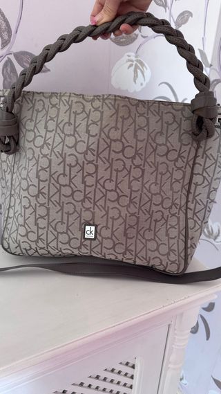 Bolso Calvin Klein gris