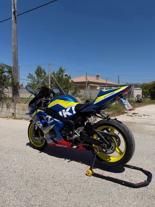Suzuki GSXR 600 K5 Azul/Amarillo