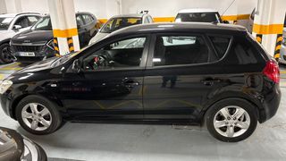 KIA Ceed 2010