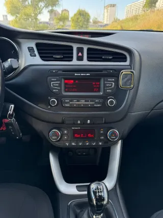 KIA Ceed 128cv 2015
