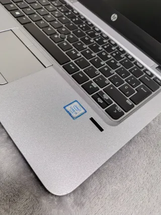 HP Intel Core i5 12GB RAM 256GB SSD M2