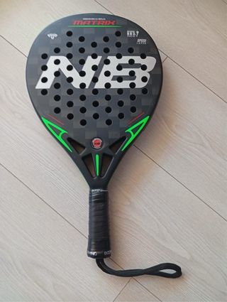 Pala de pádel Matrix NB