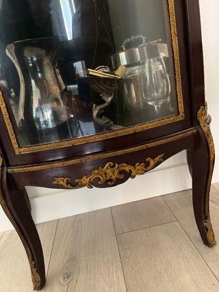 Vitrina antigua cristal curvo madera