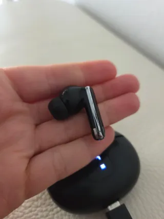 Cascos Inalámbricos Negros