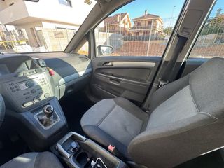 Opel Zafira 1,9 100cv 2006 7PLAZAS