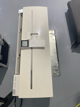 Consola Aire Acond. Mitsubishi MCZ-3 Con Mando