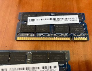2 módulos RAM Nanya 2GB PC2-5300S
