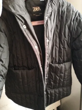 Chamarra Zara acolchada con capucha talla 7