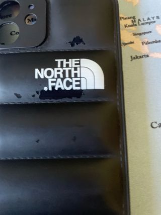 Funda iPhone 12 The North Face acolchada