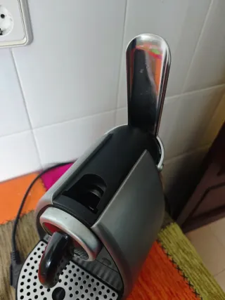 Cafetera Nespresso Krups Gris