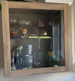 Vitrina Ikea madera y cristal