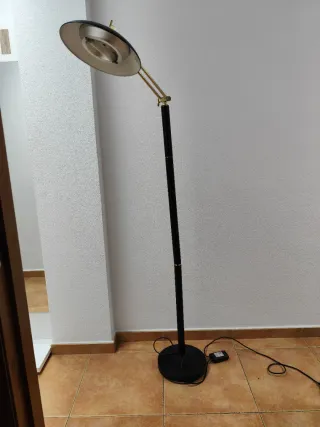 Lámpara de pie vintage metal y plástico