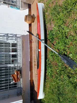 Canoa canadiense para restaurar