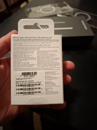 Samsung Galaxy S25 Ultra + Cargador y Funda