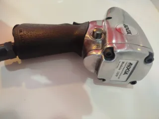 Taladro de impacto neumático