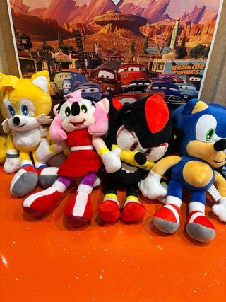 4 Peluches Sonic 30cm