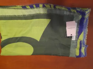 Nuevo - Pañuelo Lola Casademunt