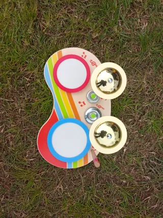 Batteria musicale in legno per bambini