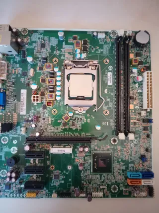 Placa base HP con procesador i3