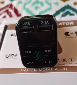 CARB 2 Transmisor FM Bluetooth Coche Cargador USB
