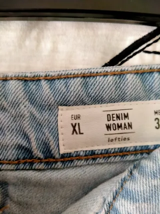 Conjunto Falda Vaquera y Camiseta Hojas