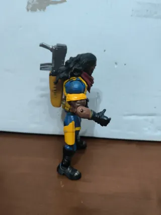 Action Figure Bishop Marvel