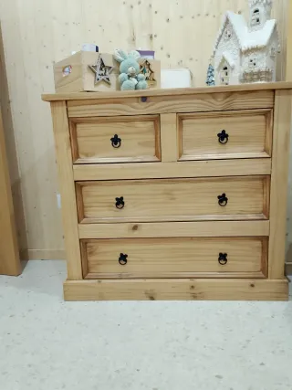 Cómoda de madera 100x90x50