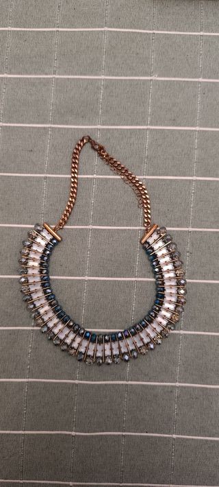 Collana da donna con pietre brillanti in blu e bianco, nuova