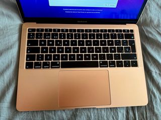 MacBook Air 13” Retina - Gold