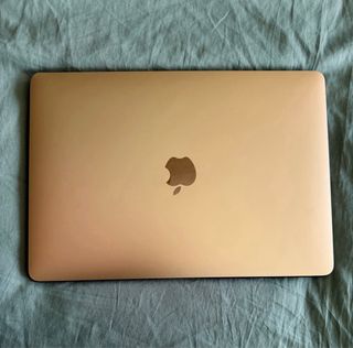 MacBook Air 13” Retina - Gold