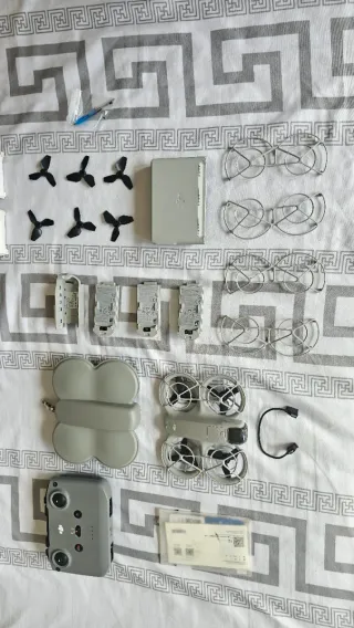 Dron DJI Neo/Fly More Combo/Como Nuevo